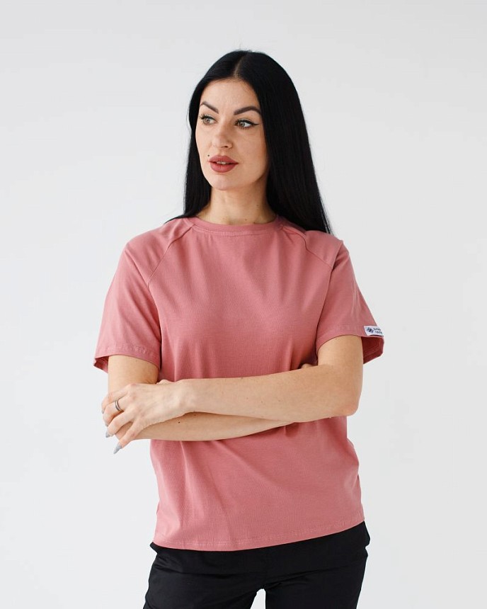 Медицинская футболка-реглан женская пепельно-розовая 4