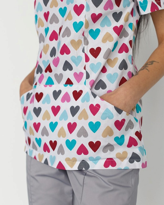 Медицинская женская рубашка Топаз принт Сердца серый 5