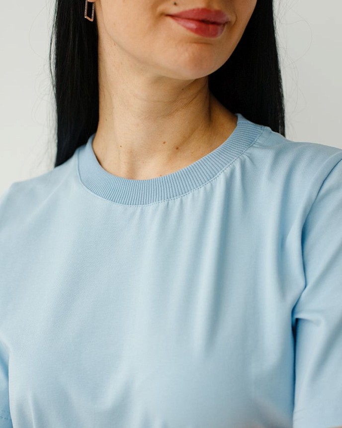 Медична базова футболка жіноча блакитна 5