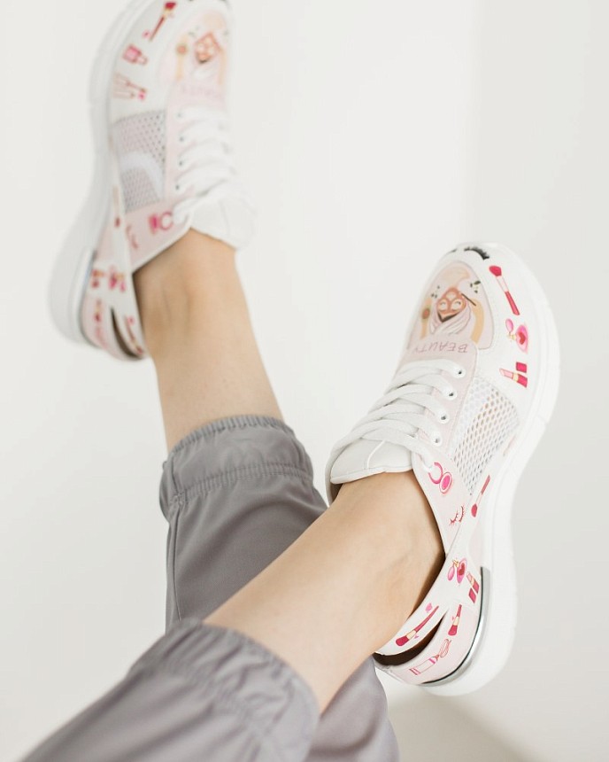 Взуття медичне жіноче кросівки з відкритою п'ятою Beauty pink 5