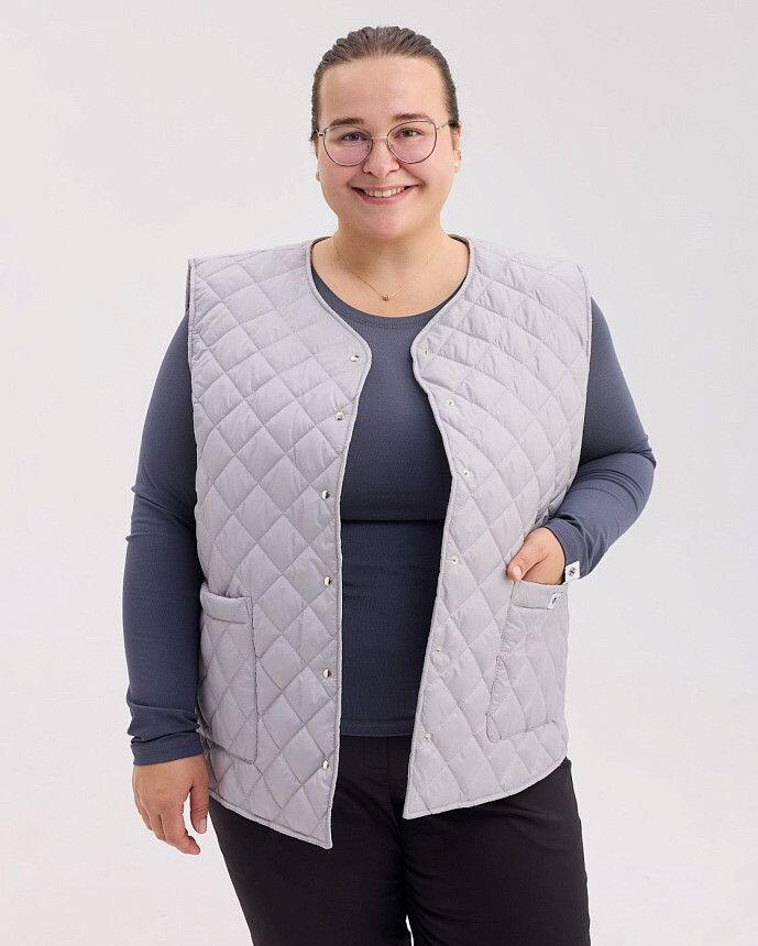 Медицинская утепленная жилетка женская Осло светло-серая 2