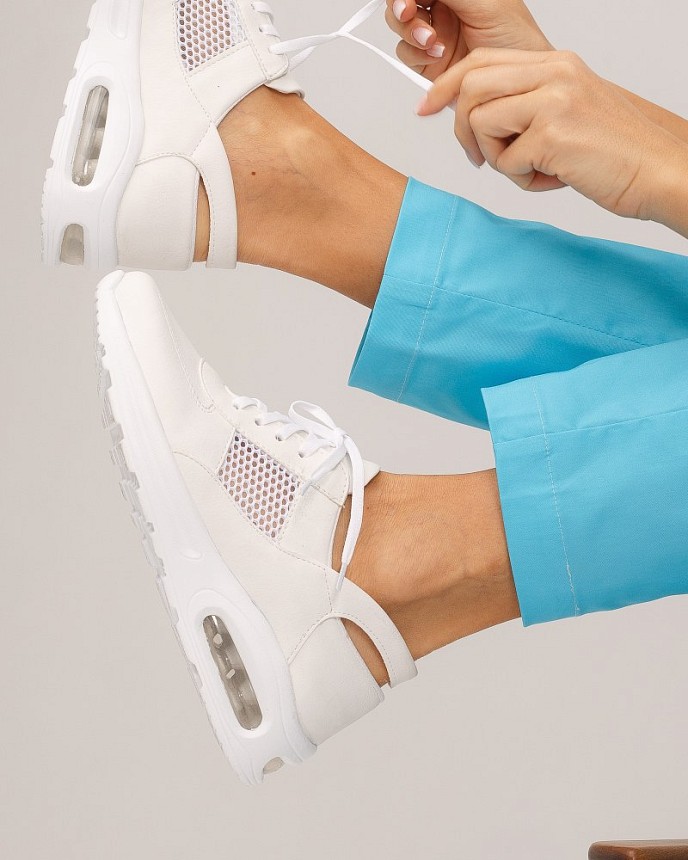 Обувь медицинская женская кроссовки с открытой пятой White Air подошва 5