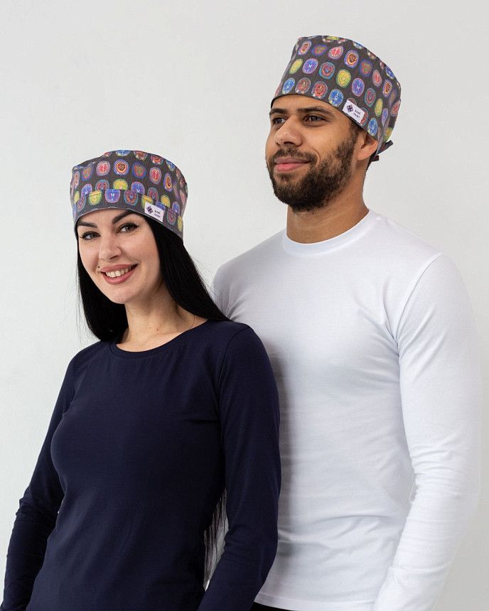 Медицинская классическая шапочка на завязках с принтом MRT 3