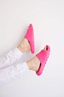 Взуття медичне жіноче шльопанці Coqui Lou рожевий неоновий 3