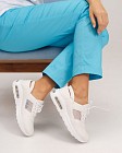 Обувь медицинская женская кроссовки с открытой пятой White Air подошва 2