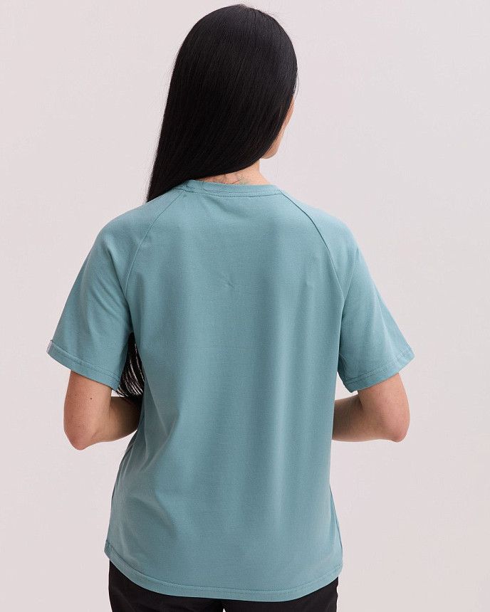 Медицинская футболка-реглан женская нефритовая 3