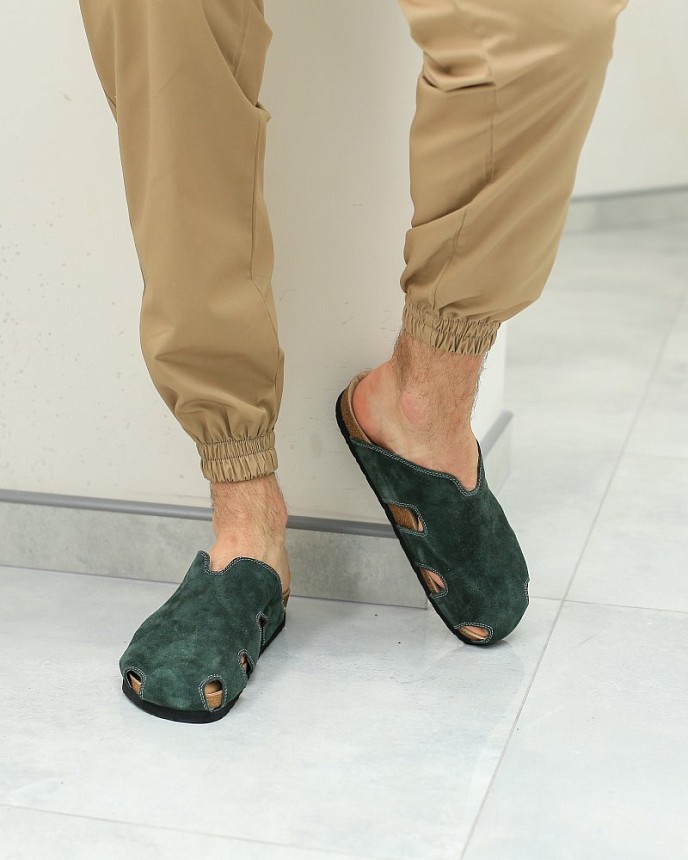 Обувь медицинская унисекс сабо ортопедические замшевые зеленые 3