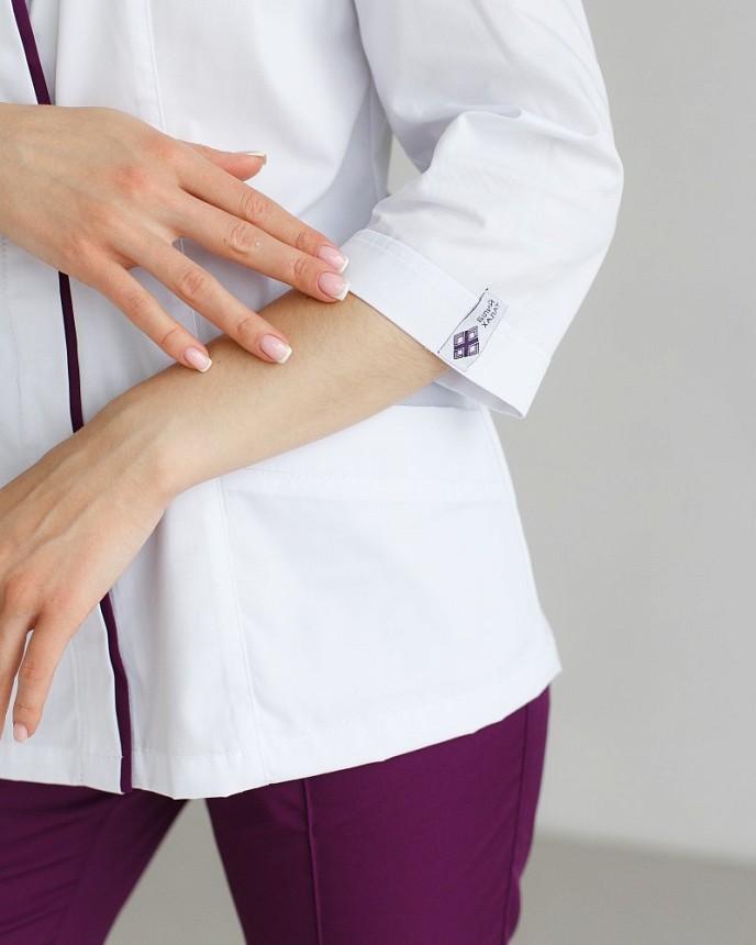 Медицинский костюм женский Сакура белый-фиолетовый 5