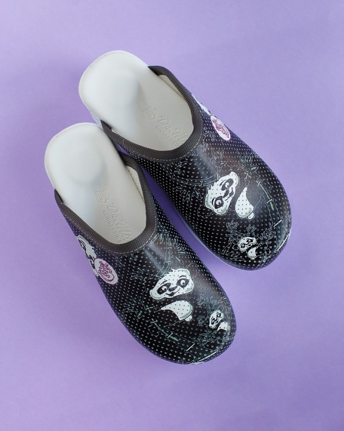 Взуття медичне жіноче сабо Panda з білою підошвою AirMax 7