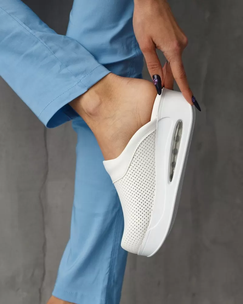 Взуття медичне жіноче сабо Pearly White з підошвою AirMax