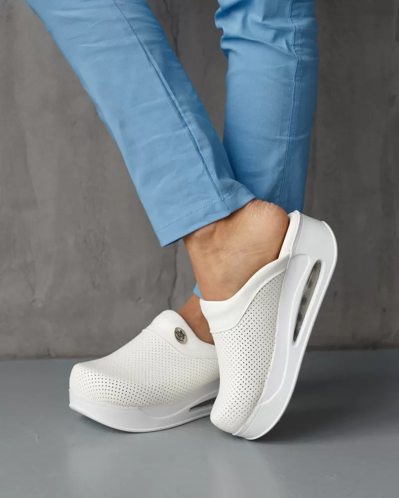 Сабо Взуття медичне жіноче сабо Pearly White з підошвою AirMax Арт